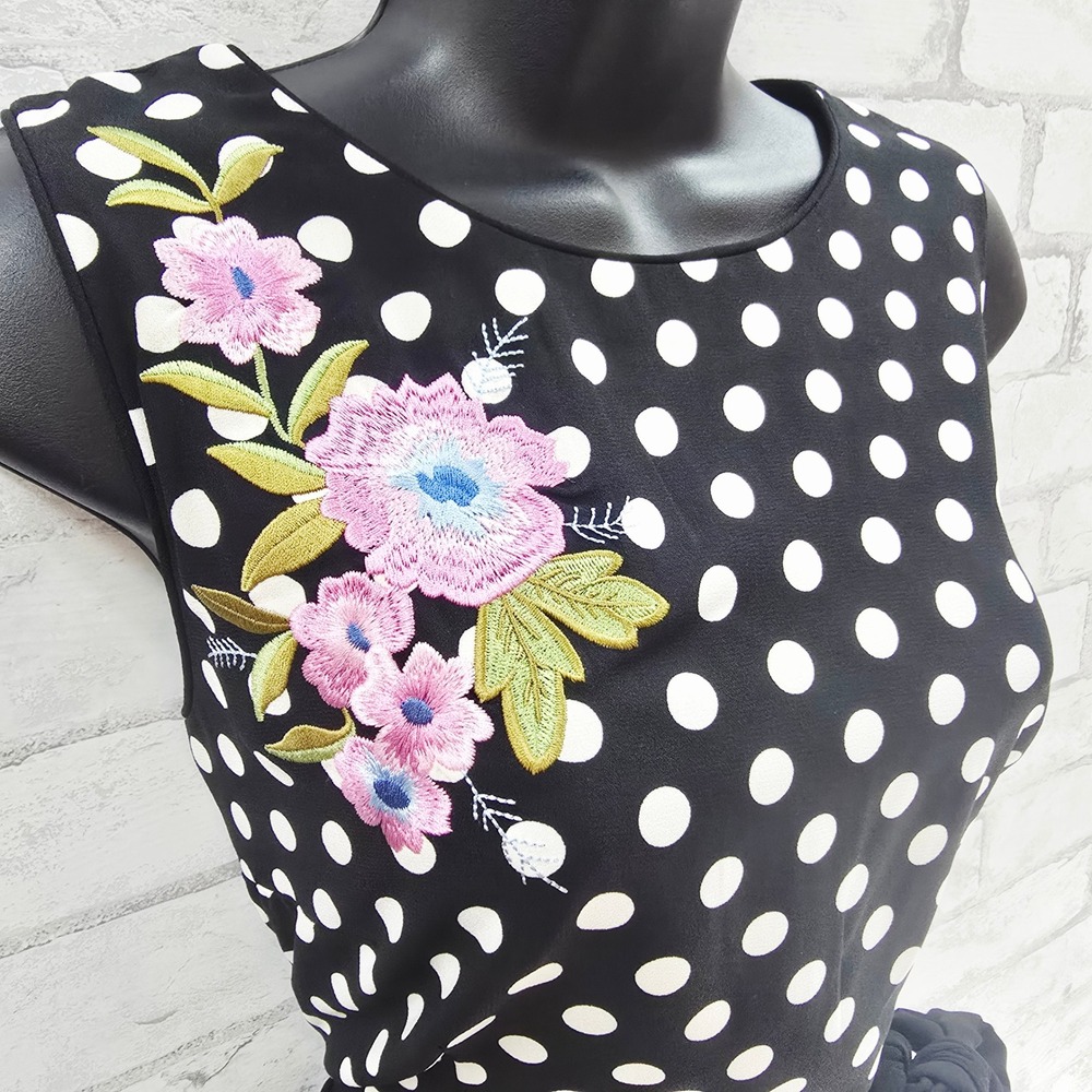 Talbots Black White Polka Dot Sleeveless Floral Embroidered Dress Size 6 - Picture 3 of 9